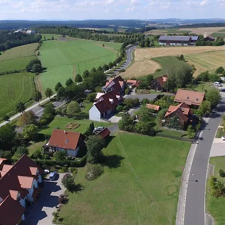 Ferienwohnung Familie Fellner * Neualbenreuth
