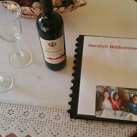 Ferienwohnung Familie Fellner * Neualbenreuth